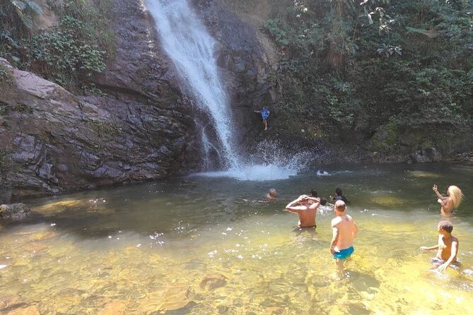 16 Lines Zipline, Cave, Hiking & Biausevu Waterfall Combo Tour - Lunch, footwear, and what to bring