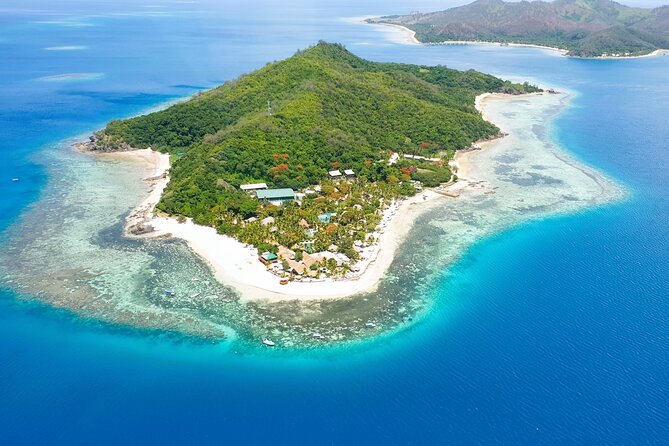 25 minutes Mamanuca Island Tour - Cloud 9 and the floating platform