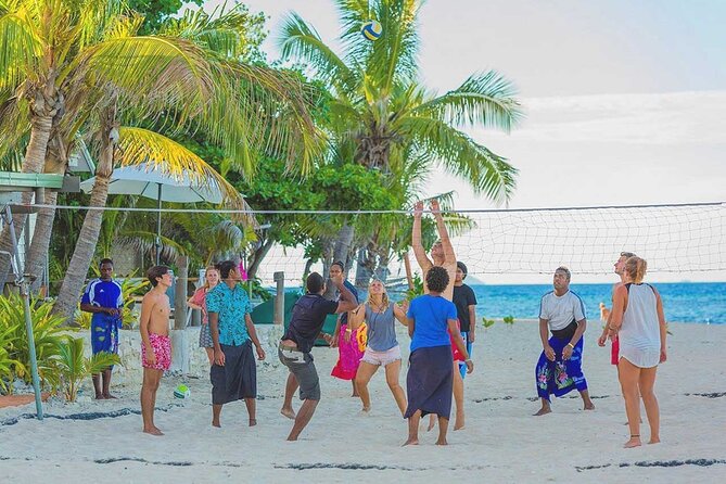 Beachcomber Island Escape - A Perfect Day in Paradise - Kokoda preparation and the taste of local food