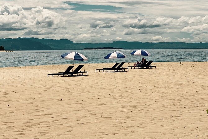 Beachcomber Island Escape - A Perfect Day in Paradise - Basket weaving, coconut skills, and Fijian dancing