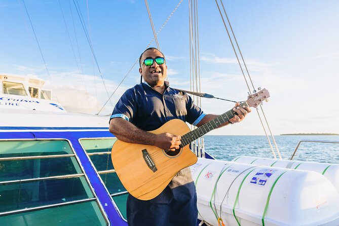 Captain Cook Cruises Fiji - Sunset Dinner Cruise - Seating, comfort, and the condition of the boat