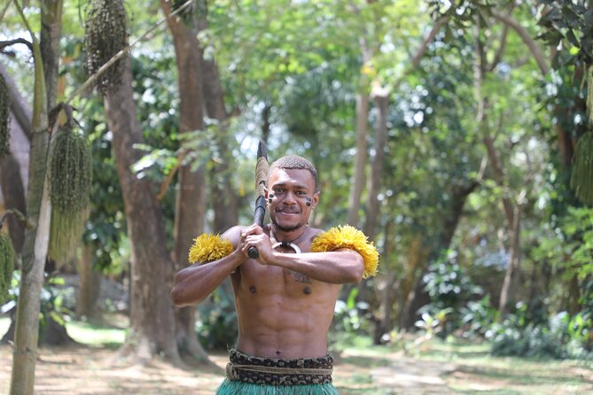 Cultural Day Tour - Fijian lunch at 12:30 p.m.
