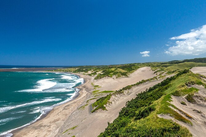 "Discover Fiji's Hidden Gems: Eco Park, Pottery Village & Dunes!" - Sigatoka Market gives you a useful lunch break