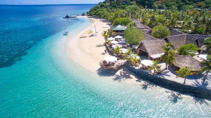 Fiji: Castaway Island Resort Day Cruise with Lunch - The return sail through the Mamanuca group