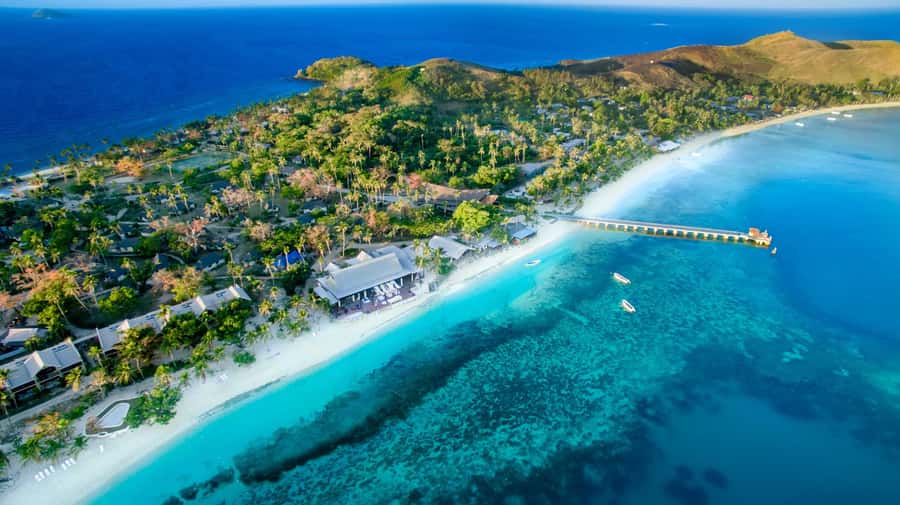 Fiji: Mana Island Resort Day Trip with Lunch - A buffet lunch, with drinks handled separately