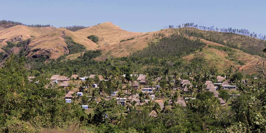 Fiji: Navala Village Cultural Tour & Traditional Lunch - Walking through Navala and visiting the school