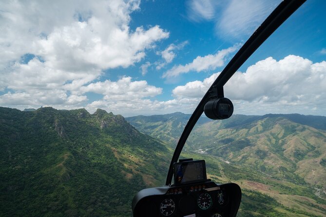 Fiji Private Helicopter Tour Sleeping Giant and Koroyanitu Heritage Park - The views of streams, forest, and islands