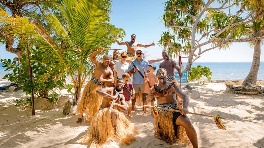 Fiji: South Sea Island Full Day Trip with Lunch & Drinks - Snorkeling, kayaks, and changing sea conditions