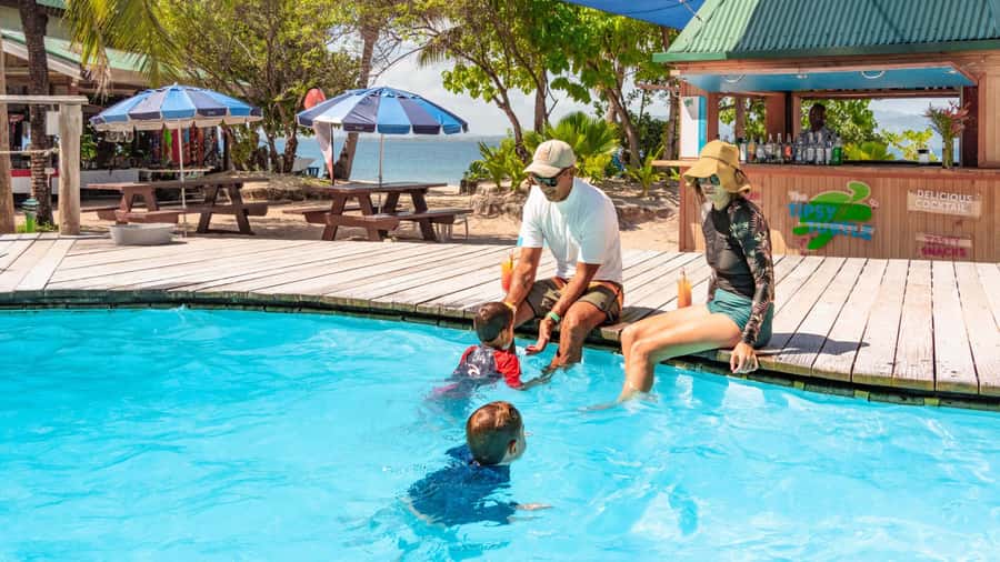 Fiji: South Sea Island Half-Day Trip with Lunch - Snorkeling, swimming, and kayaking in clear water