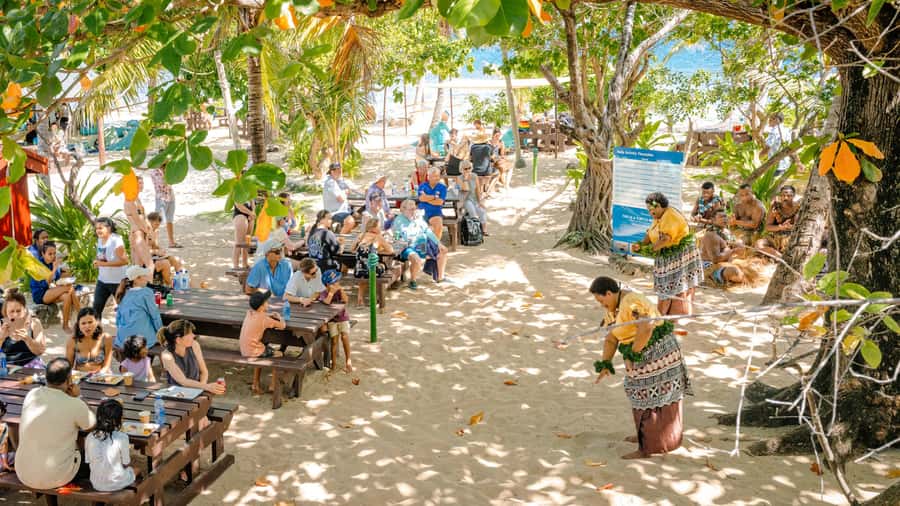 Fiji: South Sea Island Half-Day Trip with Lunch - BBQ lunch, open drinks, and a Fijian meke