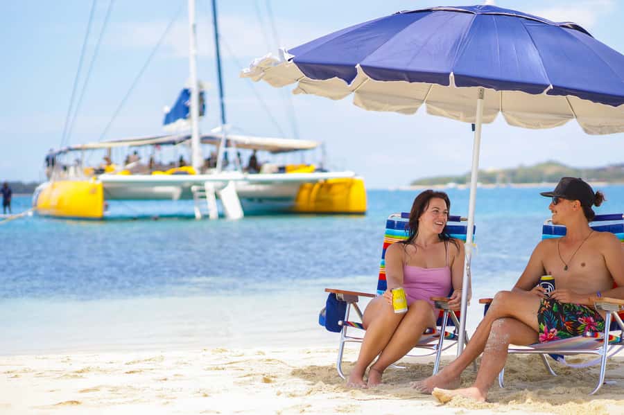 Fiji: South Sea Sailing Experience with Lunch & Drinks - The sand cay stop and floating-bar mood