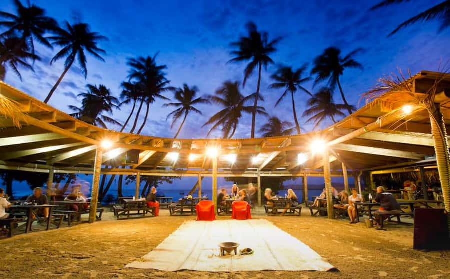 Fiji: Sunset Cruise with Dinner and Fire Show - Who will enjoy this most