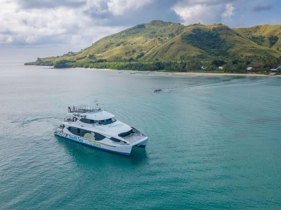 Fiji: Yasawa Islands Explorer Cruise with Lunch - What this Yasawa cruise really is