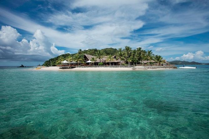 Full Day Castaway Island with Lunch - Five hours for beach, pool, and reef time