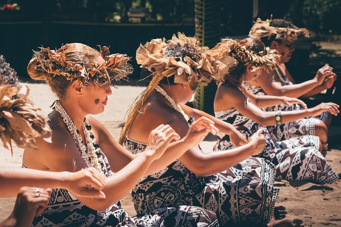 Full Day Cultural Island Tour with Lunch & Cruise - The lovo lunch is the heart of the day