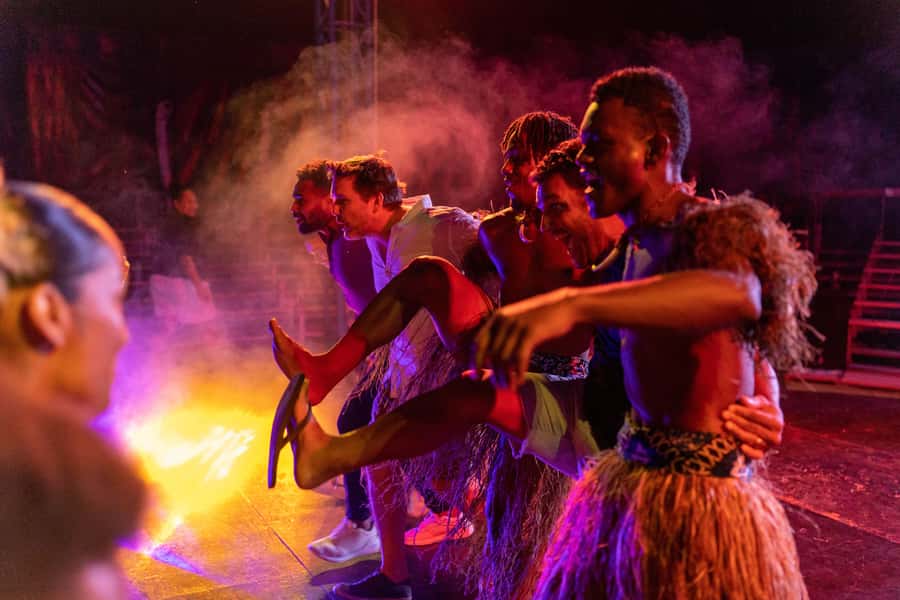 Nadi: VOU Evening Dinner and Show Experience - Small drawbacks to consider before booking