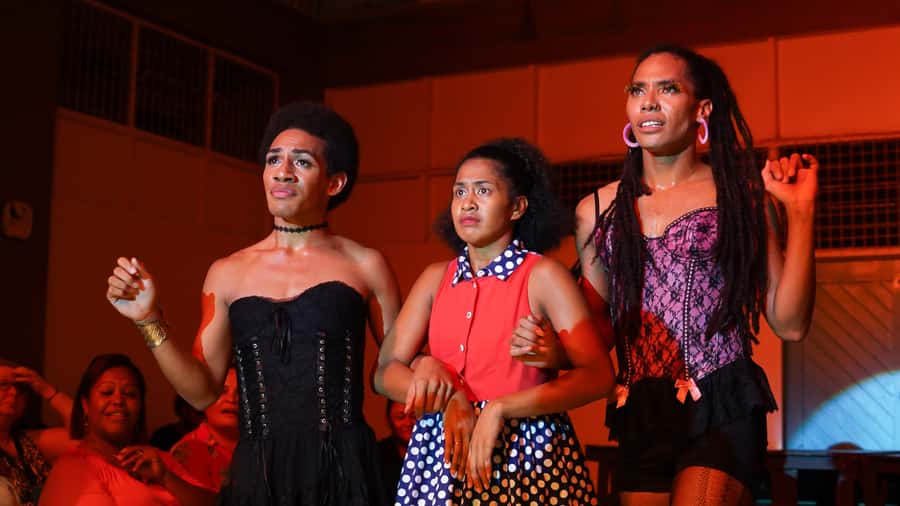 Nadi: VOU Evening Dinner and Show Experience - Who should book this Nadi evening?