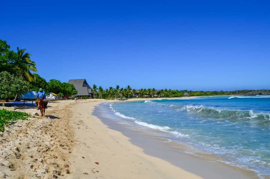 Natadola Beach Tour With Tifajek Mud Pool & Hotspring - Why Natadola Beach is worth the long drive