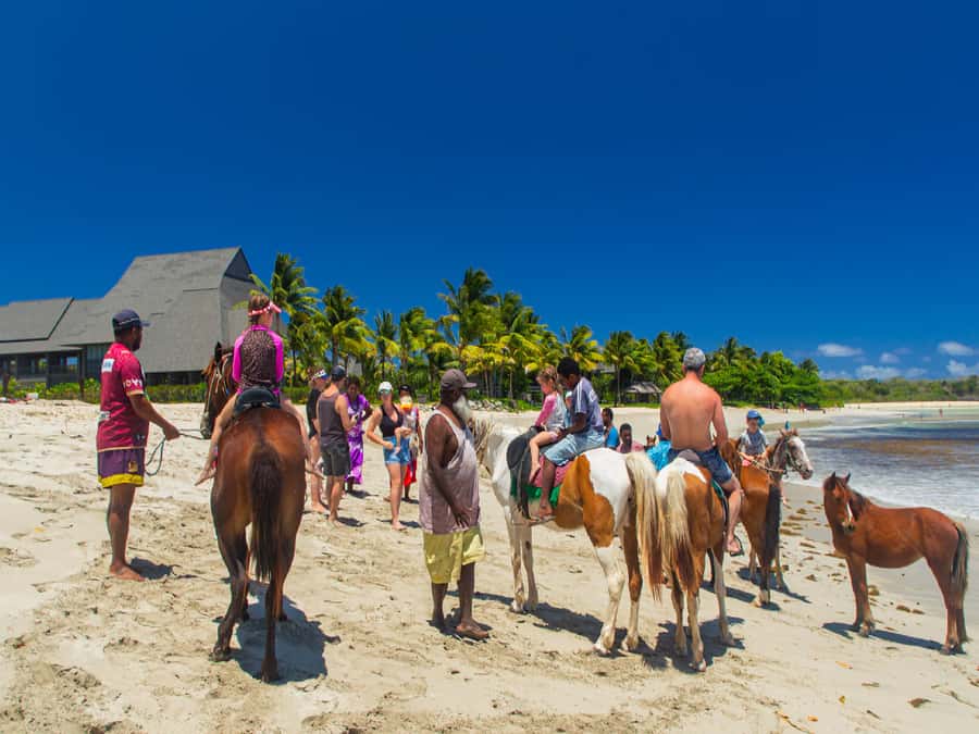 Natadola Beach Tour With Tifajek Mud Pool & Hotspring - Three hours at the beach, with paid extras to consider