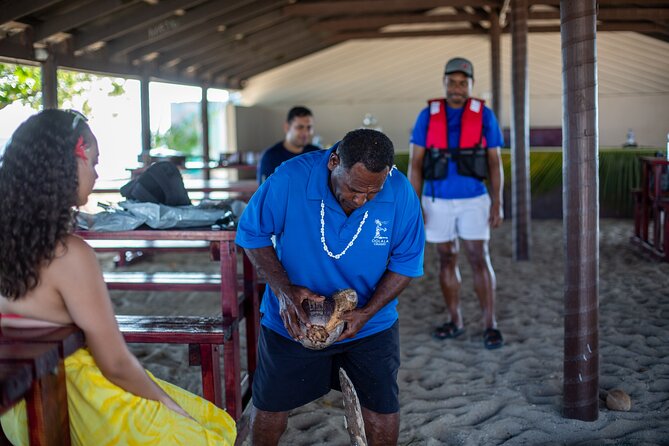 Oolala Cruises on Savala Island - Who Will Enjoy This Four-Hour Cruise?
