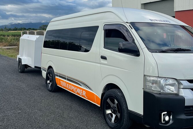 Private Departure Transfer From Your Hotel To Nadi Airport (cfc approved) - Vehicles, luggage, and comfort on the road