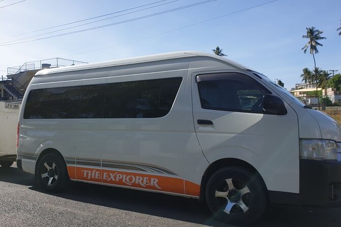 Private Transfer -Intercontinental Resort to Airport or Denarau - A practical stop at the supermarket