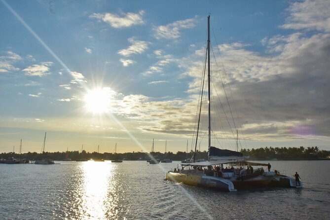 Sabre Sunset Cruise with BBQ Dinner & Drinks - Who will get the most from the 2-hour-15-minute format