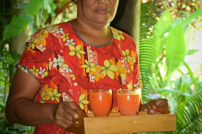Shore Excursion-Nadi Mudpools,Sleeping Giants Gardens,Markets, Temple & Shopping - Starting with produce at Lautoka Market