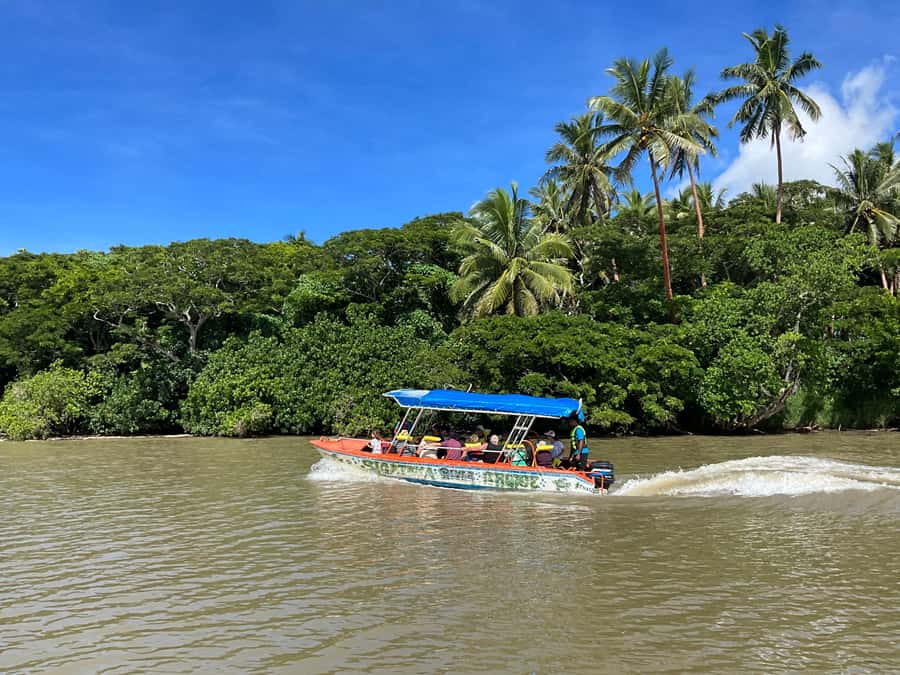 Sigatoka: River Cruise and Salad Bowl Valley Tour - A 25-minute drive through Fiji’s Salad Bowl