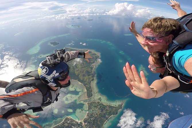 Skydive Fiji Legend 13000ft Tandem Jump (60 seconds free fall) - Key points to know before you book