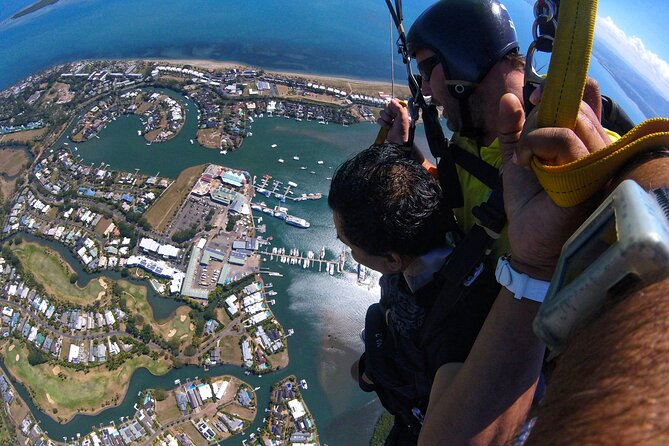 Skydive Fiji Legend 13000ft Tandem Jump (60 seconds free fall) - A slower parachute ride back down