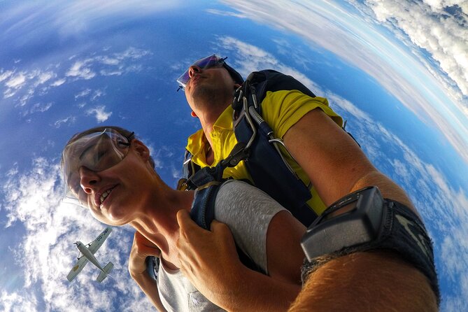 Skydive Fiji Legend 13000ft Tandem Jump (60 seconds free fall) - Photos and video can change the price