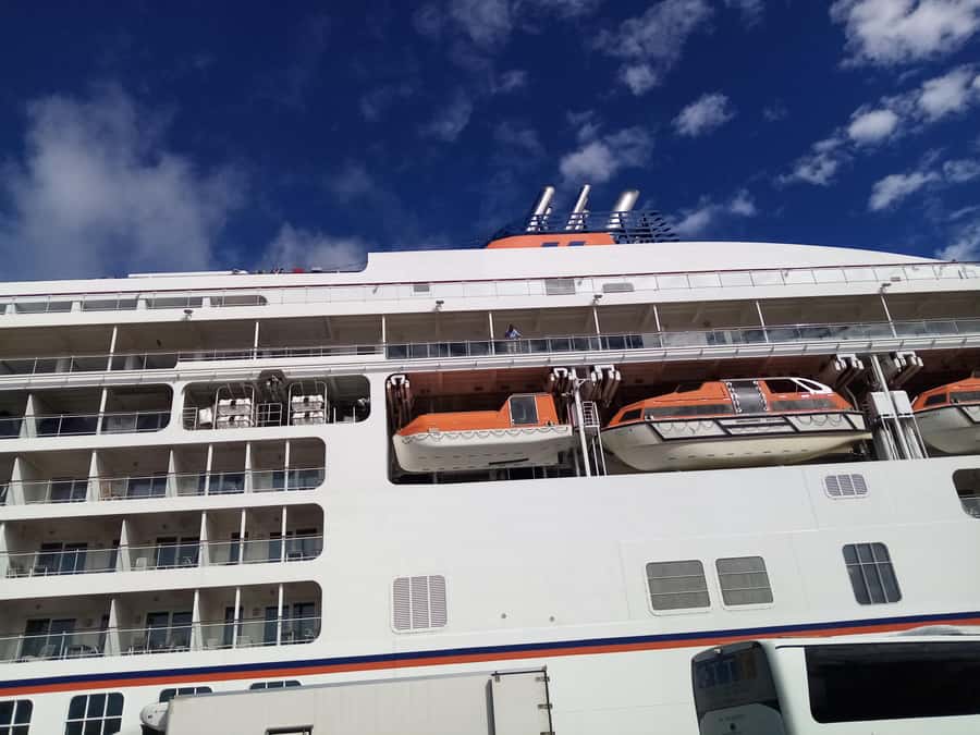 Suva Cruise Ship Tour - One hour at the Fiji Museum