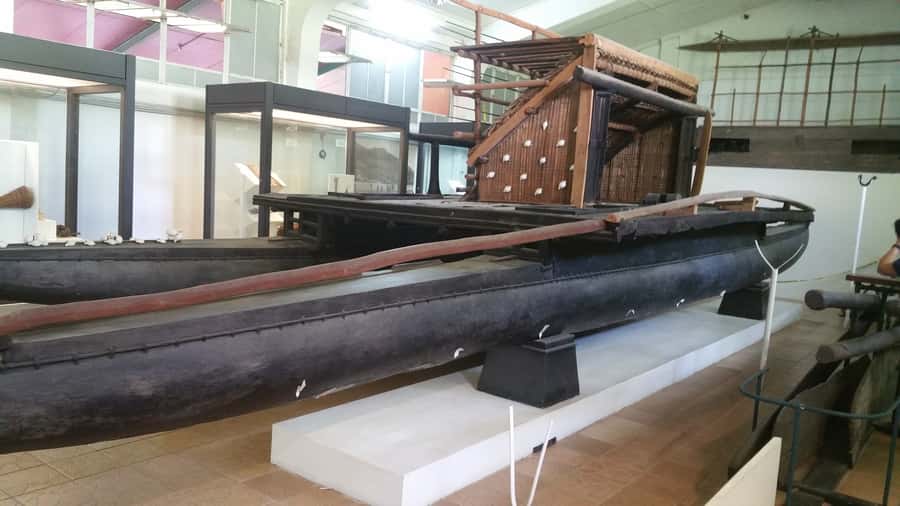 Suva: Half Day City Sightseeing Tour - Colonial buildings, Parliament House, and the chiefs’ complex