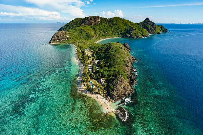 Ultimate Encounter Snorkel with Sharks in Fiji - Buffet lunch and the Kuata afternoon