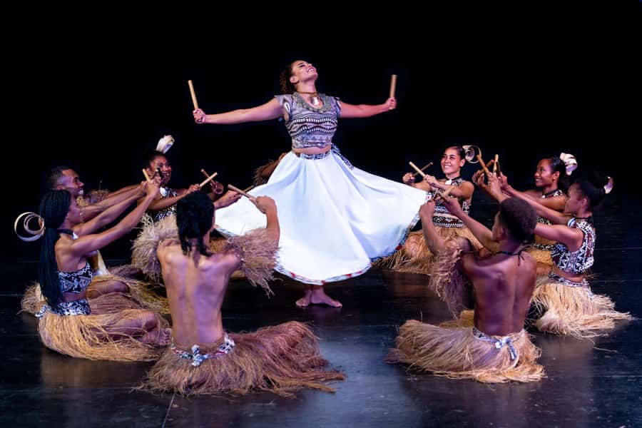 VOU: Fiji Untold Live Stage Show with Dinner & Drumming - Meeting the performers after the finale